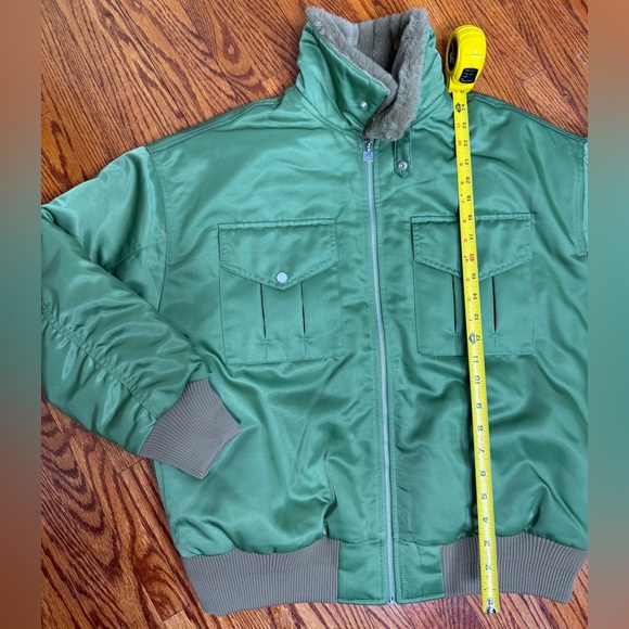 GORGEOUS JORDAN RENEGADE WOMEN’S JACKET !!! - Picture 13 of 13